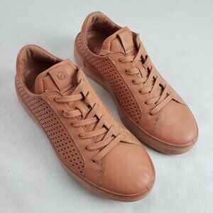 Ecco Street Tray Leather Sneaker Women 8-8.5 39 Orange Lace Up Perforated Shoe